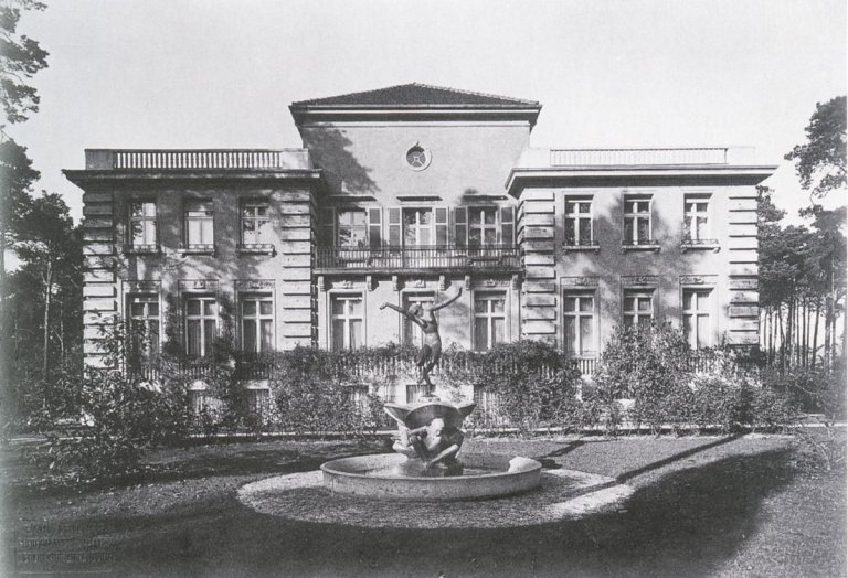 Heinrich und Jenny Stahl und die Geschichte des „Tänzerinnen-Brunnens"