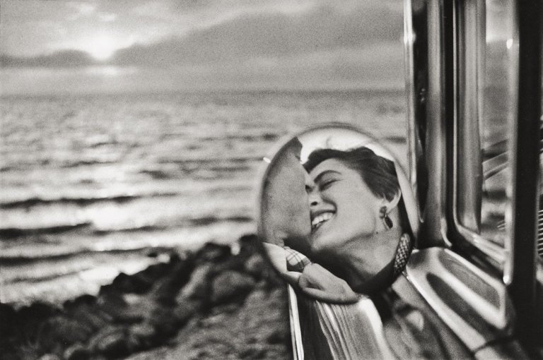 Auf diesem Bild ist das folgende Kunstwerk zu sehen: Elliott Erwitt. „California“. 1955.
