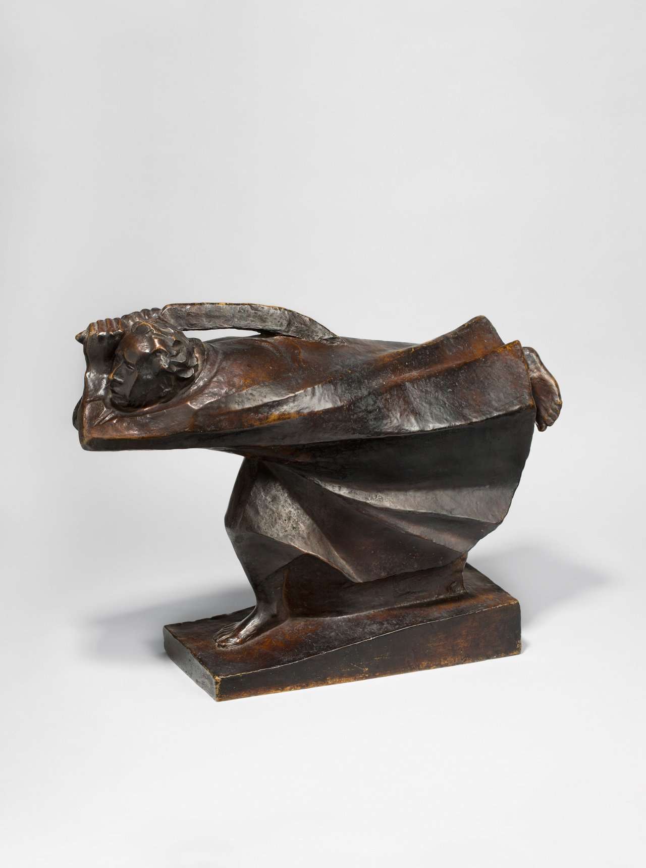 Auf diesem Bild ist das folgende Kunstwerk zu sehen: Ernst Barlach. „Der Rächer“. 1914.