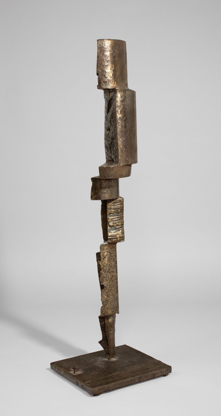 Auf diesem Bild ist das folgende Kunstwerk zu sehen: Rudolf Hoflehner. „Figur 19K / Objekt in Torsion“. 1959.