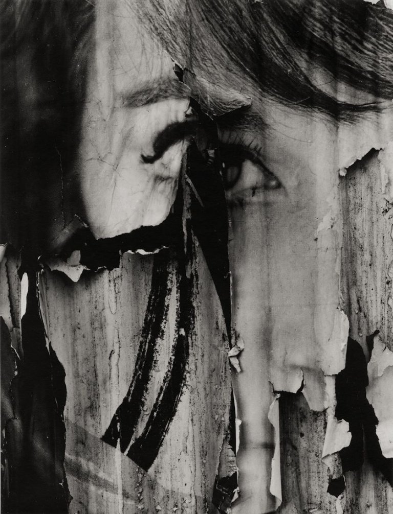 Auf diesem Bild ist das folgende Kunstwerk zu sehen: Aaron Siskind. „Rome 5“. 1967.