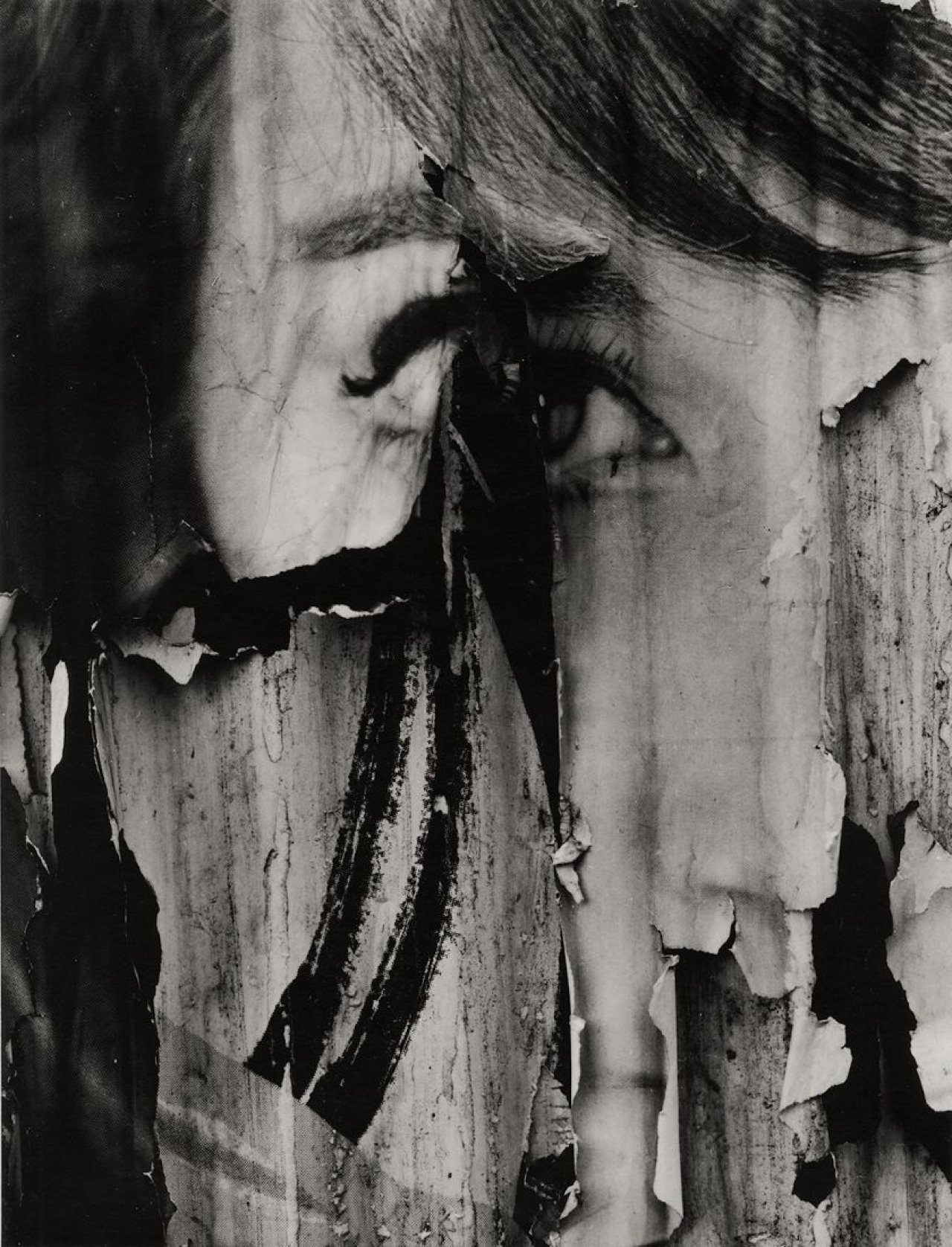 Auf diesem Bild ist das folgende Kunstwerk zu sehen: Aaron Siskind. „Rome 5“. 1967.