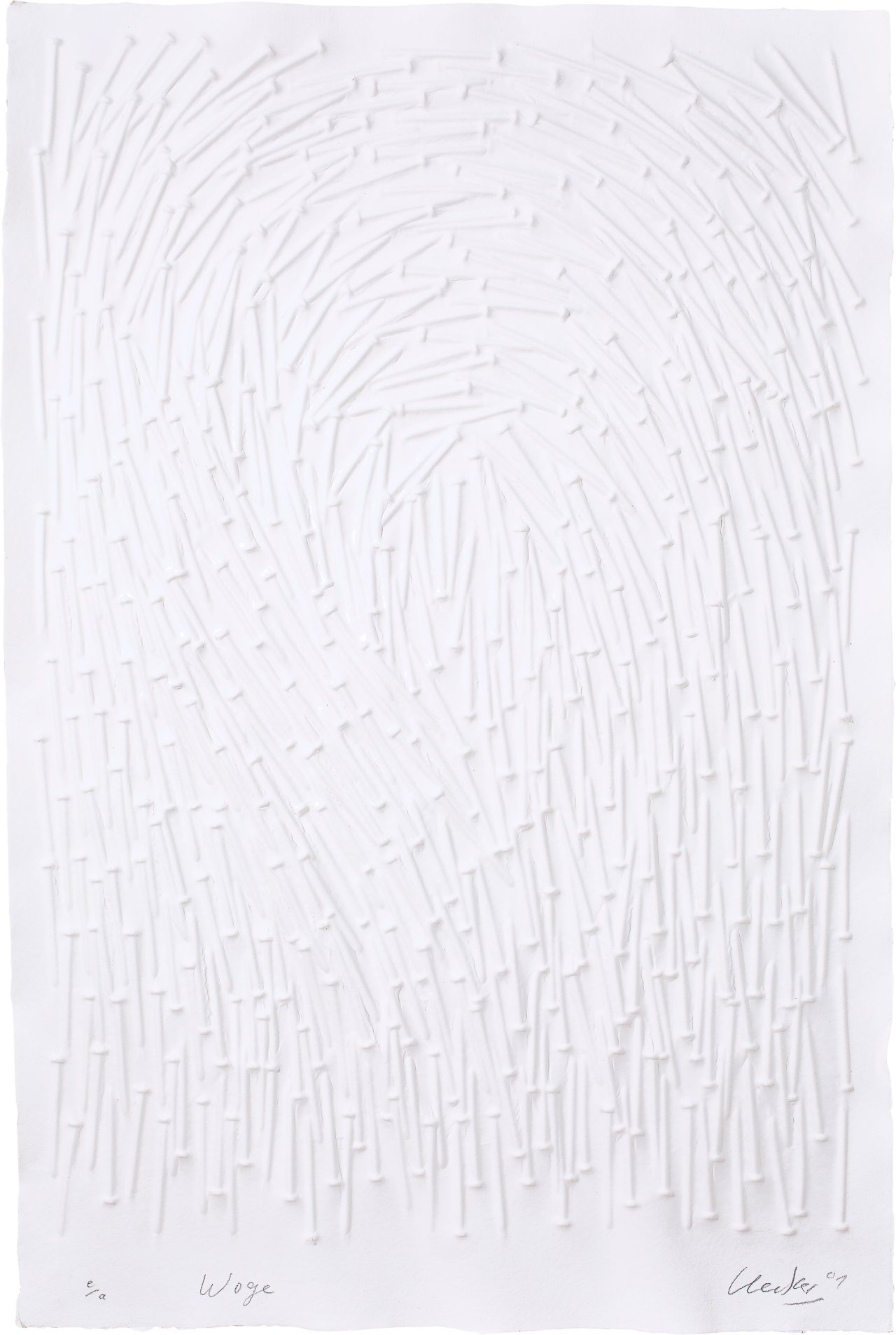 Auf diesem Bild ist das folgende Kunstwerk zu sehen: Günther Uecker. „Woge“. 2001.