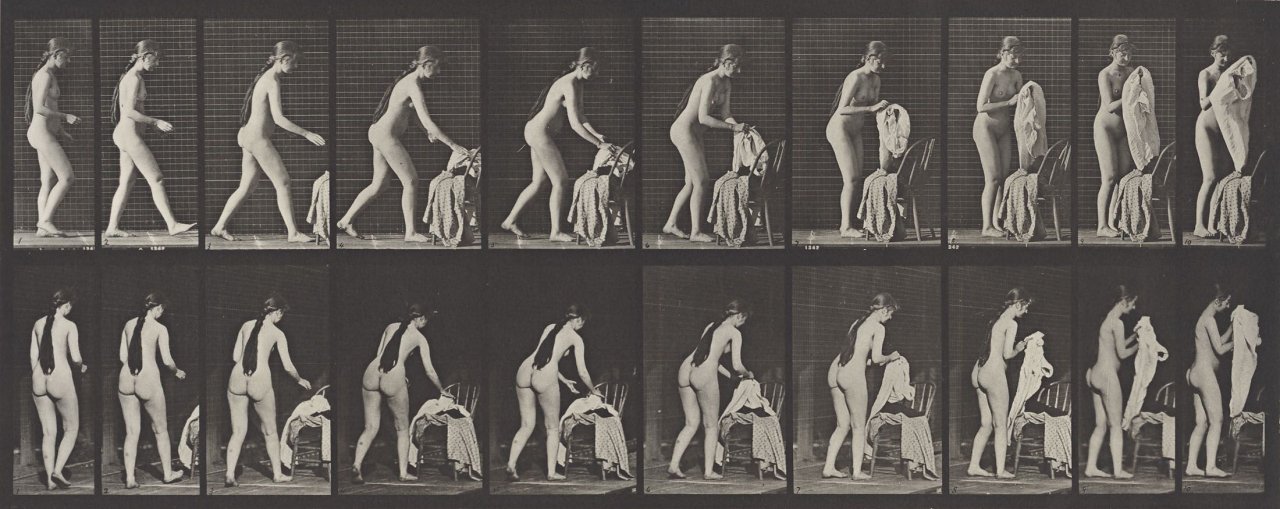 Auf diesem Bild ist das folgende Kunstwerk zu sehen: Eadweard  Muybridge (d.i. Edward James Muggeridge). Animal Locomotion, Female (Toilet, preparing to put on clothing), Plate 415. 1887.