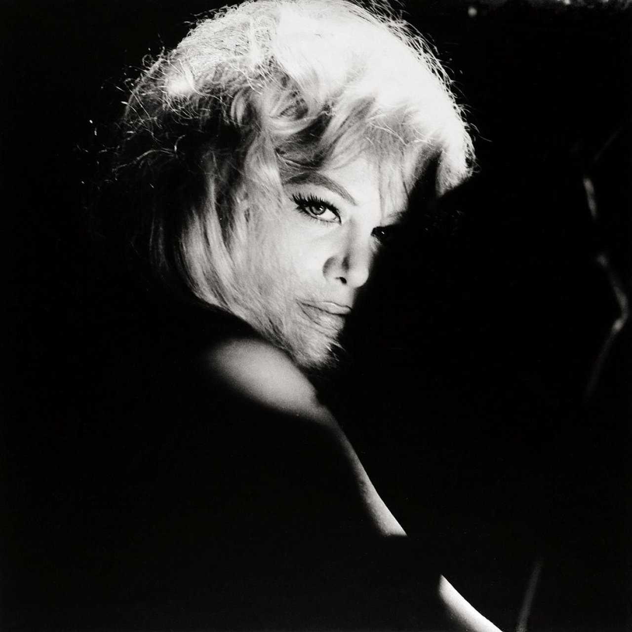 Auf diesem Bild ist das folgende Kunstwerk zu sehen: Herbert Tobias. „Hildegard Knef, Studie ‚Alraune’, Berlin“. 1960.