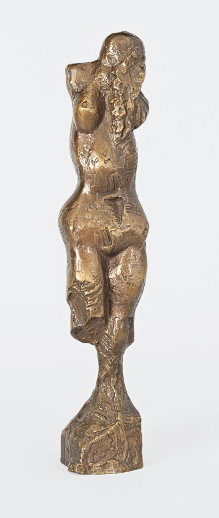 Auf diesem Bild ist das folgende Kunstwerk zu sehen: Wieland Förster. „Beginn“. 2000.