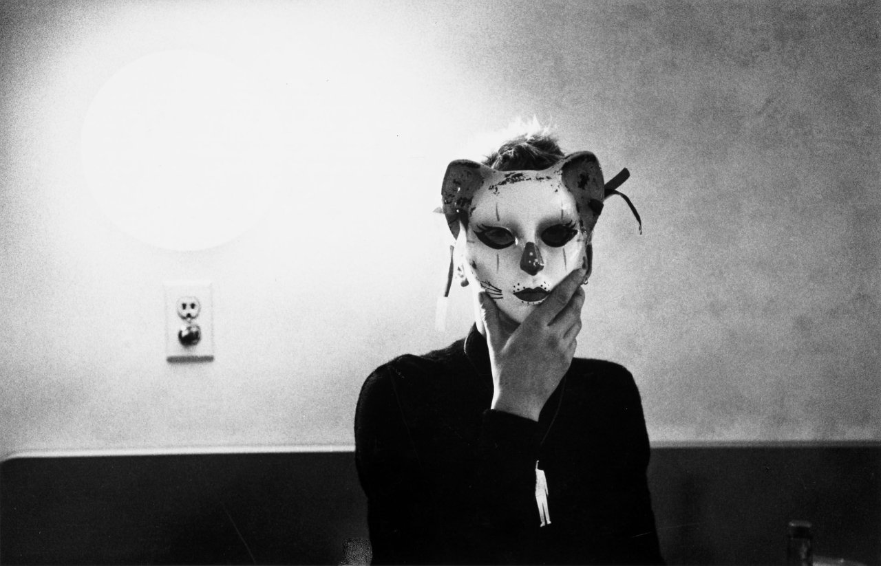 Auf diesem Bild ist das folgende Kunstwerk zu sehen: Sibylle Bergemann. Frieda, New York. 1991.