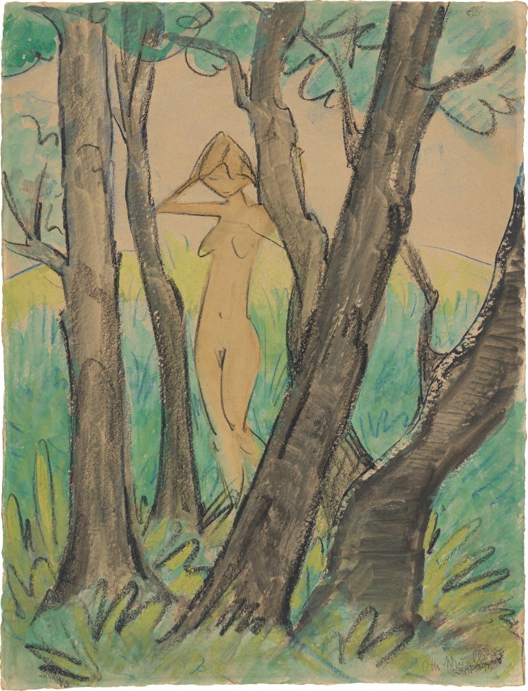 Auf diesem Bild ist das folgende Kunstwerk zu sehen: Otto Mueller. „Stehender weiblicher Akt zwischen Bäumen“. Um 1925.