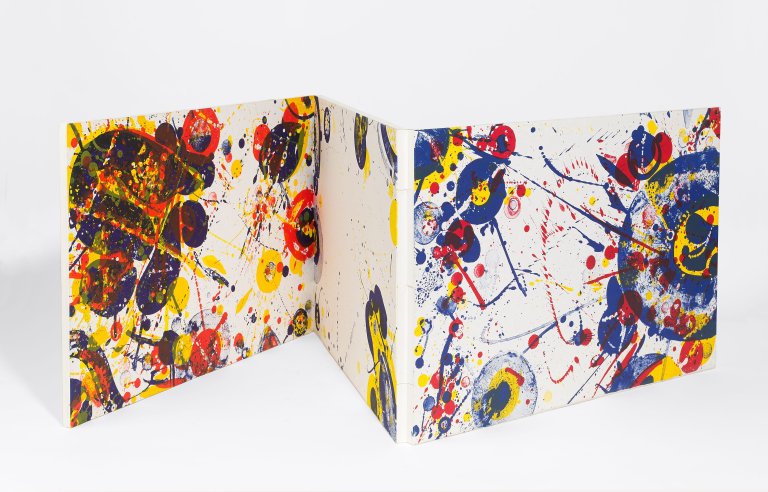 Auf diesem Bild ist das folgende Kunstwerk zu sehen: Sam Francis. „An Other Set-Y (Triptychon)“. 1964.