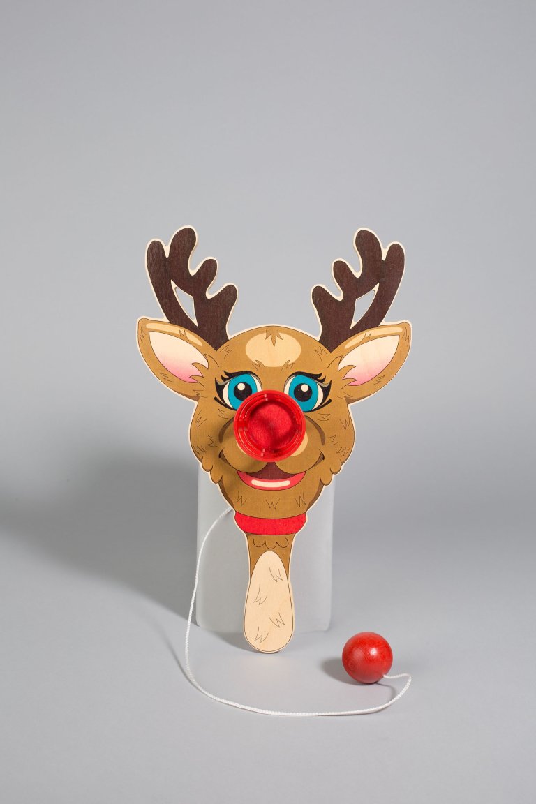Auf diesem Bild ist das folgende Kunstwerk zu sehen: Jeff Koons. Reindeer Paddle. 2000.