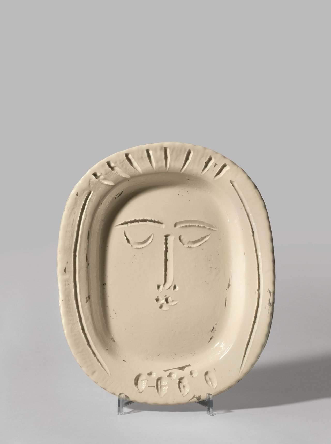 Auf diesem Bild ist das folgende Kunstwerk zu sehen: Pablo Picasso. „Visage de femme“. 1955.