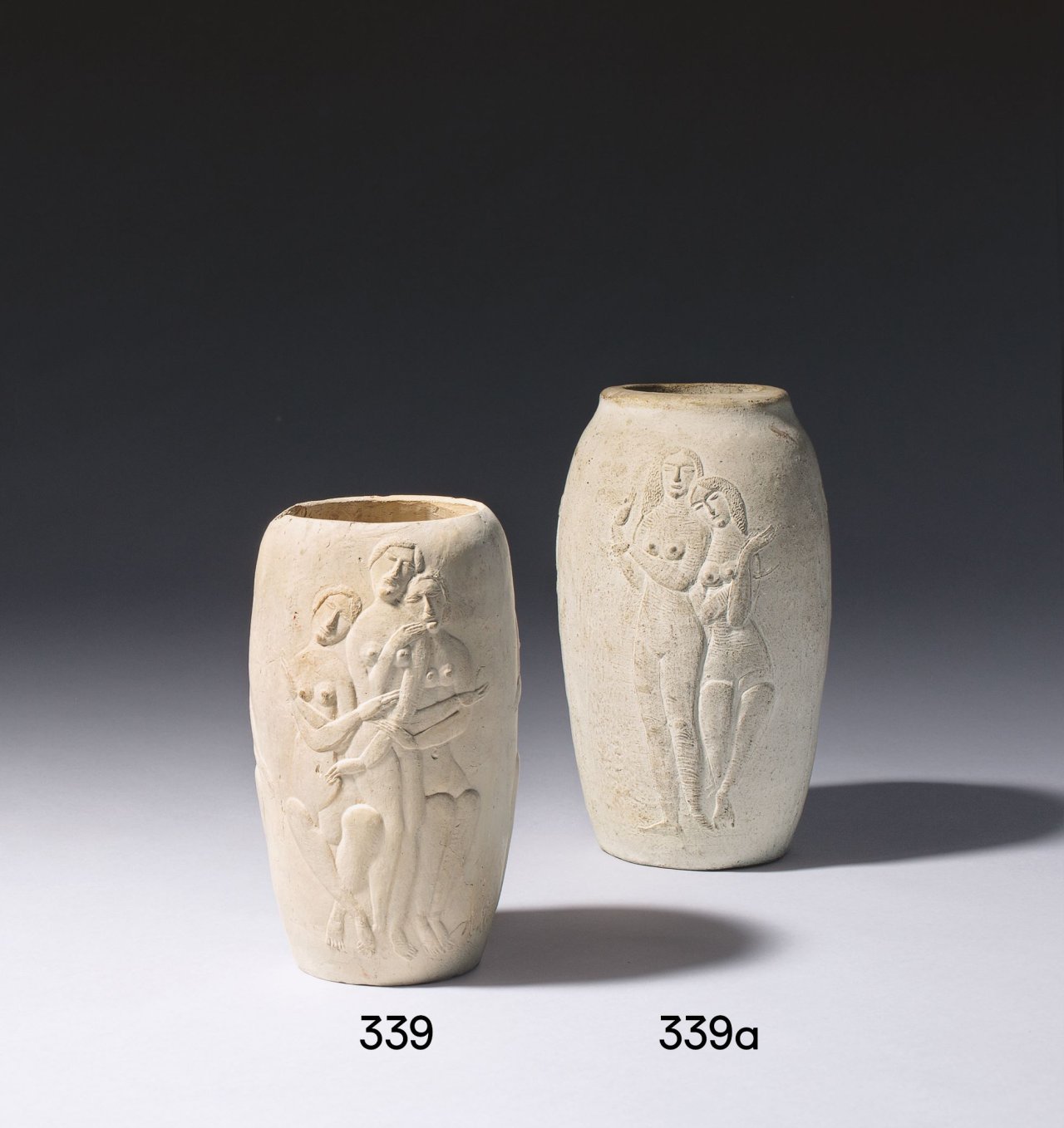 This picture shows the following artwork: Moissey Kogan. ”Drei weibliche Paare II (Vase)”. Circa 1913.