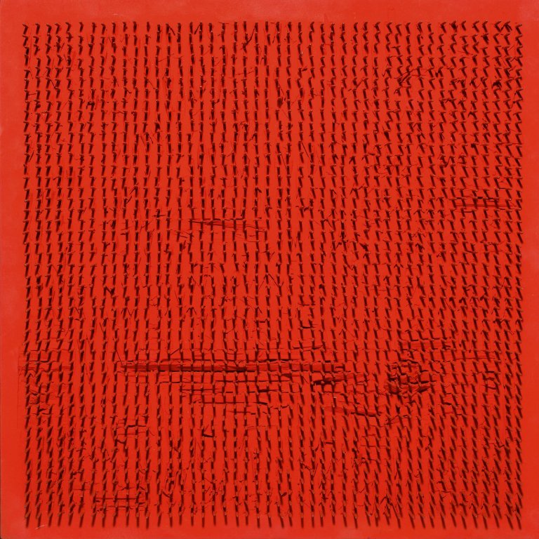 Auf diesem Bild ist das folgende Kunstwerk zu sehen: Bernard Aubertin. „Tableau Clous“. 1969.