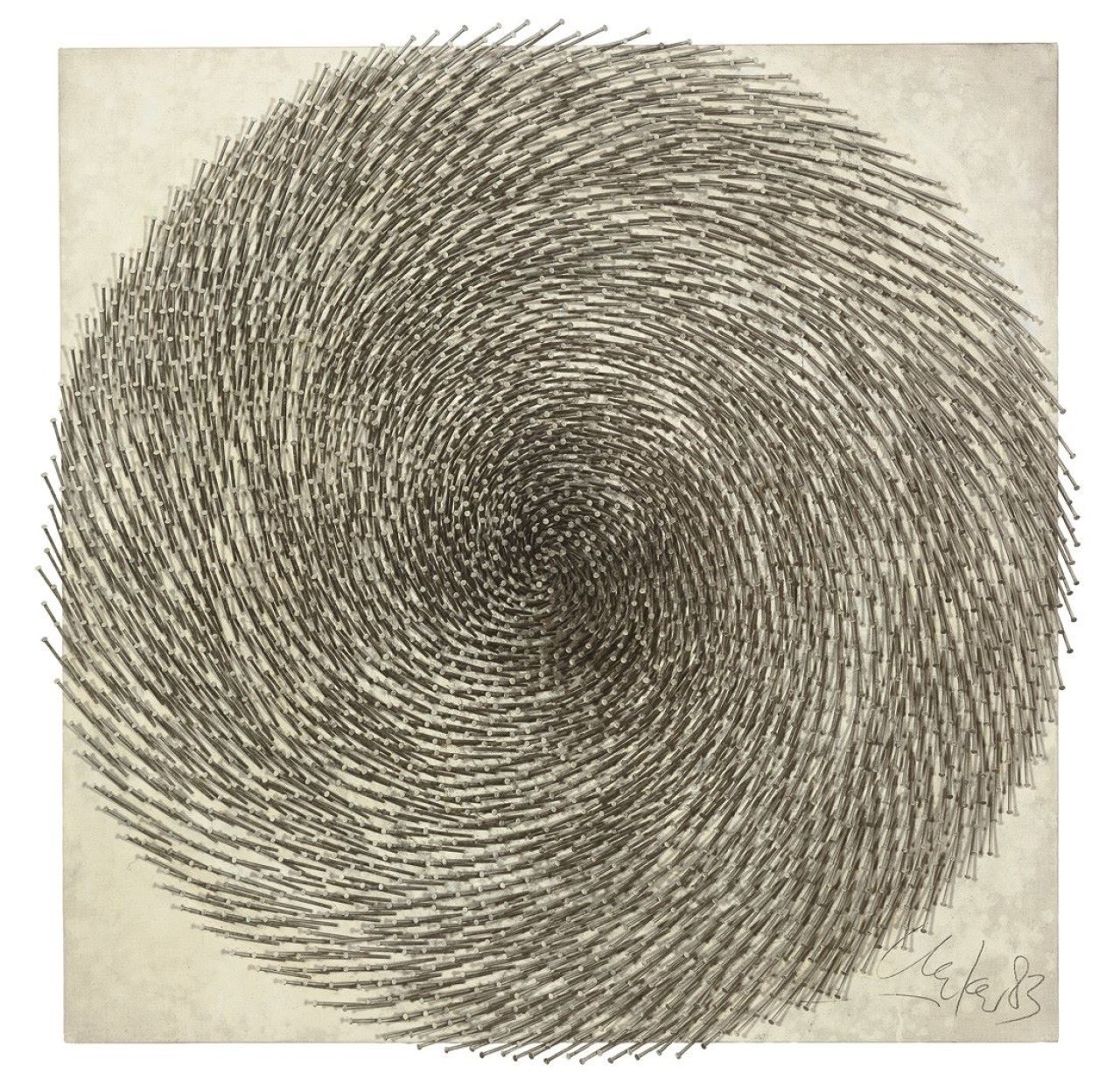 Auf diesem Bild ist das folgende Kunstwerk zu sehen: Günther Uecker. „Spirale“. 1983.