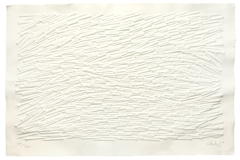 Auf diesem Bild ist das folgende Kunstwerk zu sehen: Günther Uecker. Das Meer. 2001.