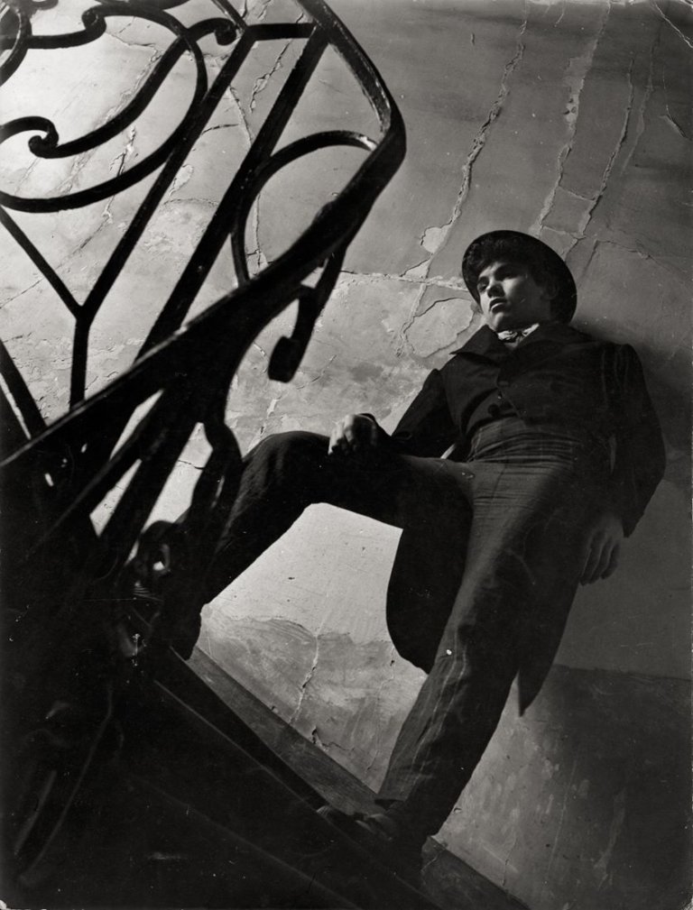 Auf diesem Bild ist das folgende Kunstwerk zu sehen: Herbert Tobias. „Paris“. 1952.