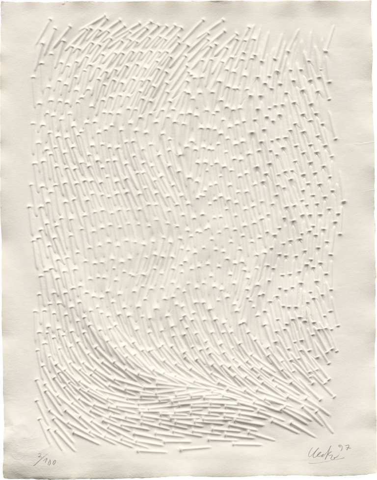 Auf diesem Bild ist das folgende Kunstwerk zu sehen: Günther Uecker. Strömung. 1997.