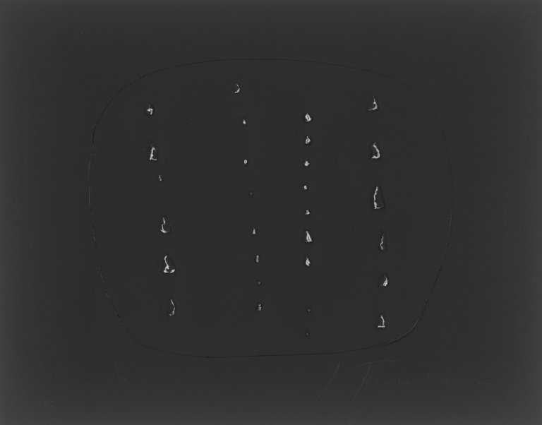 Auf diesem Bild ist das folgende Kunstwerk zu sehen: Lucio Fontana. Concetto Spaziale, aus dem Portfolio „Sei acquaforti originali di Lucio Fontana“. 1964.