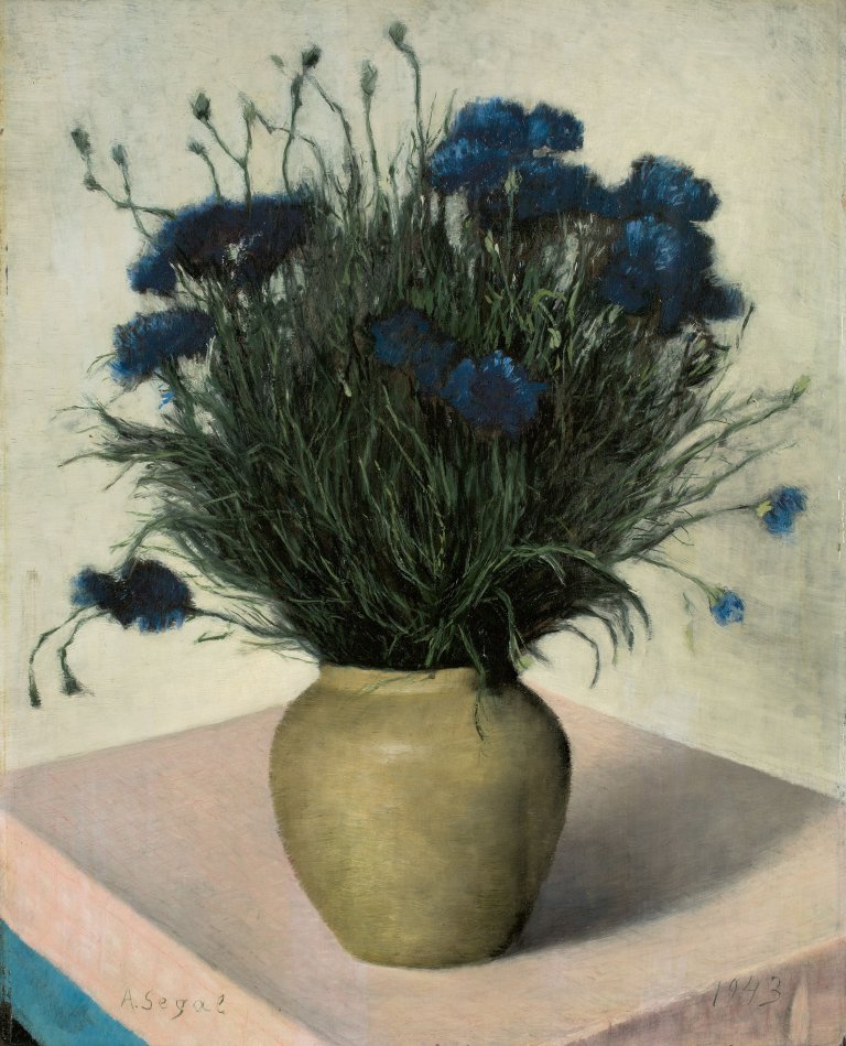 Auf diesem Bild ist das folgende Kunstwerk zu sehen: Arthur Segal. „Kornblumen in Keramikvase“. 1943.