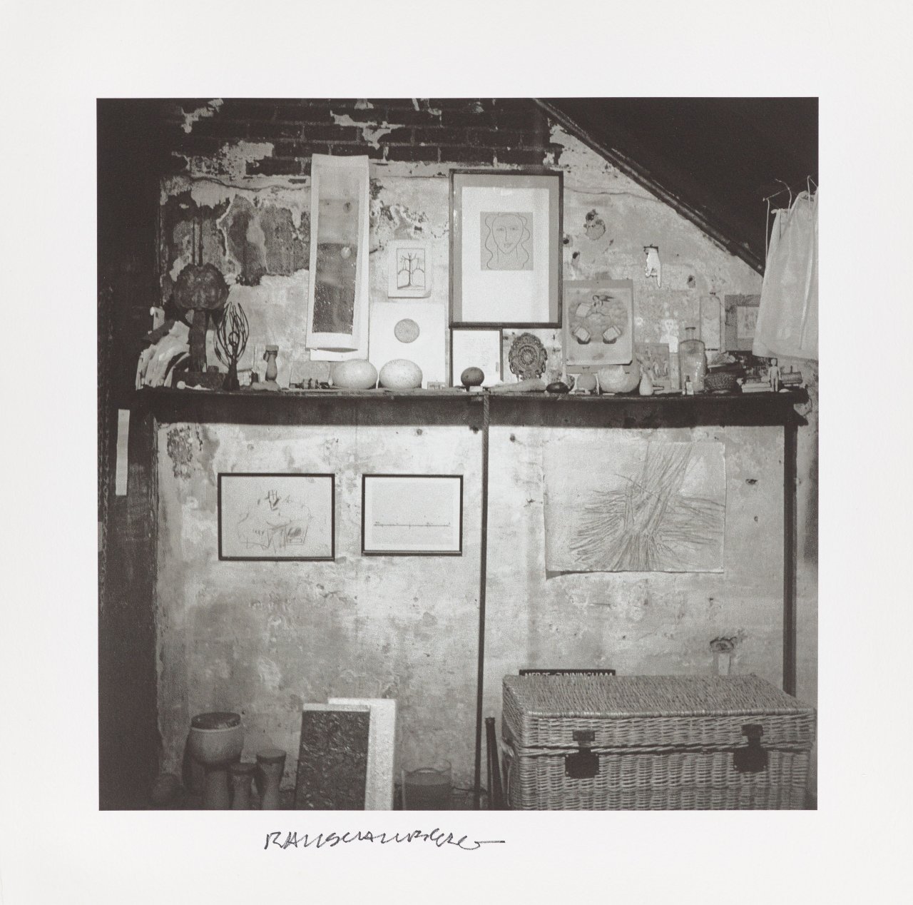 This picture shows the following artwork: Robert Rauschenberg. Fulton Street Studio N.Y.C.. Approx. 1953/1997.
