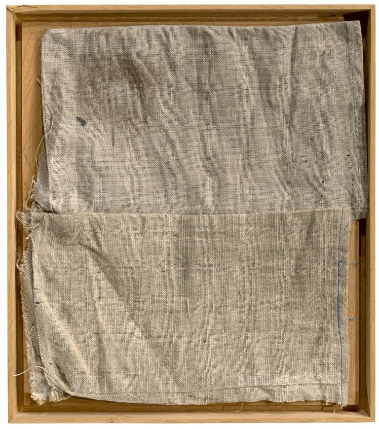 Auf diesem Bild ist das folgende Kunstwerk zu sehen: Sergej Jensen. Ohne Titel. 2011.