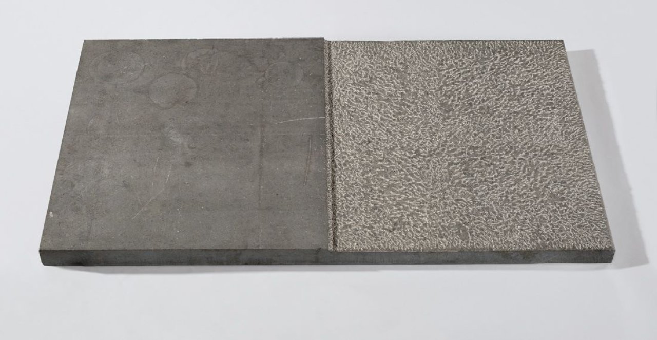 Auf diesem Bild ist das folgende Kunstwerk zu sehen: Ulrich Rückriem. Ohne Titel. 1974.