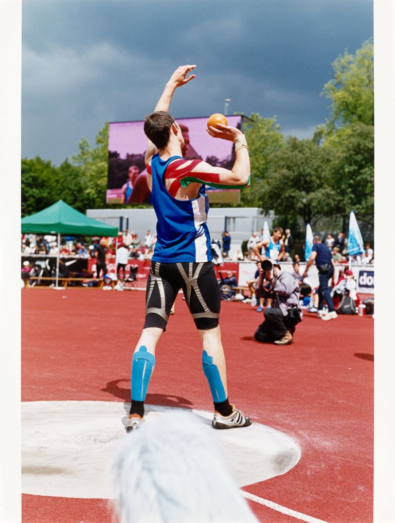 Auf diesem Bild ist das folgende Kunstwerk zu sehen: Wolfgang Tillmans. „Decathlon“. 2009.