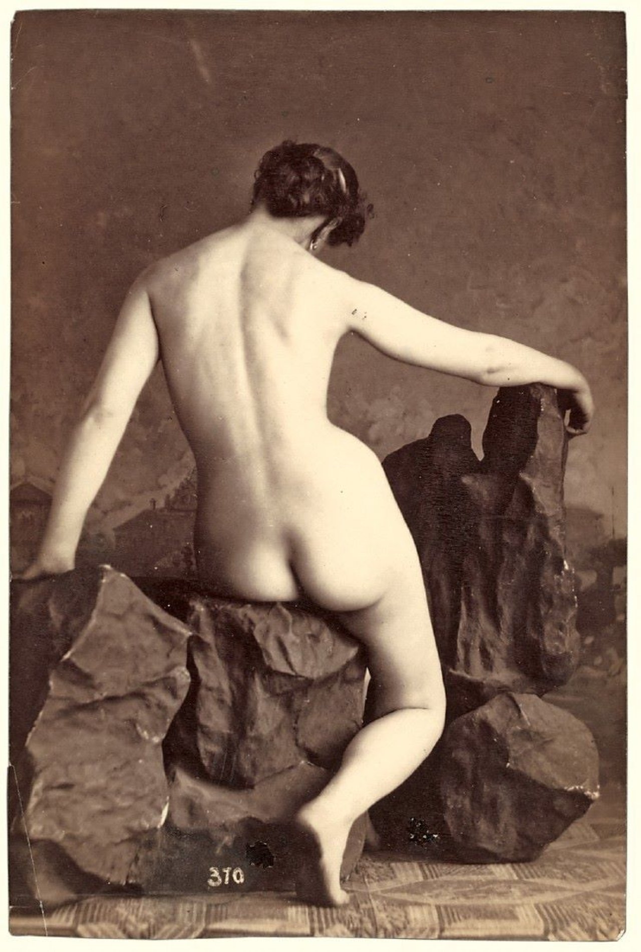 Auf diesem Bild ist das folgende Kunstwerk zu sehen:  Anonym. Ohne Titel (Akt). 1890er Jahre.
