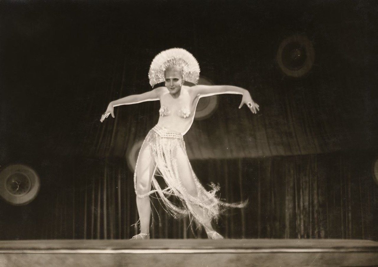 Catalog image of ,Metropolis’ von Fritz Lang – Photographien vom Filmset. 1925–1926