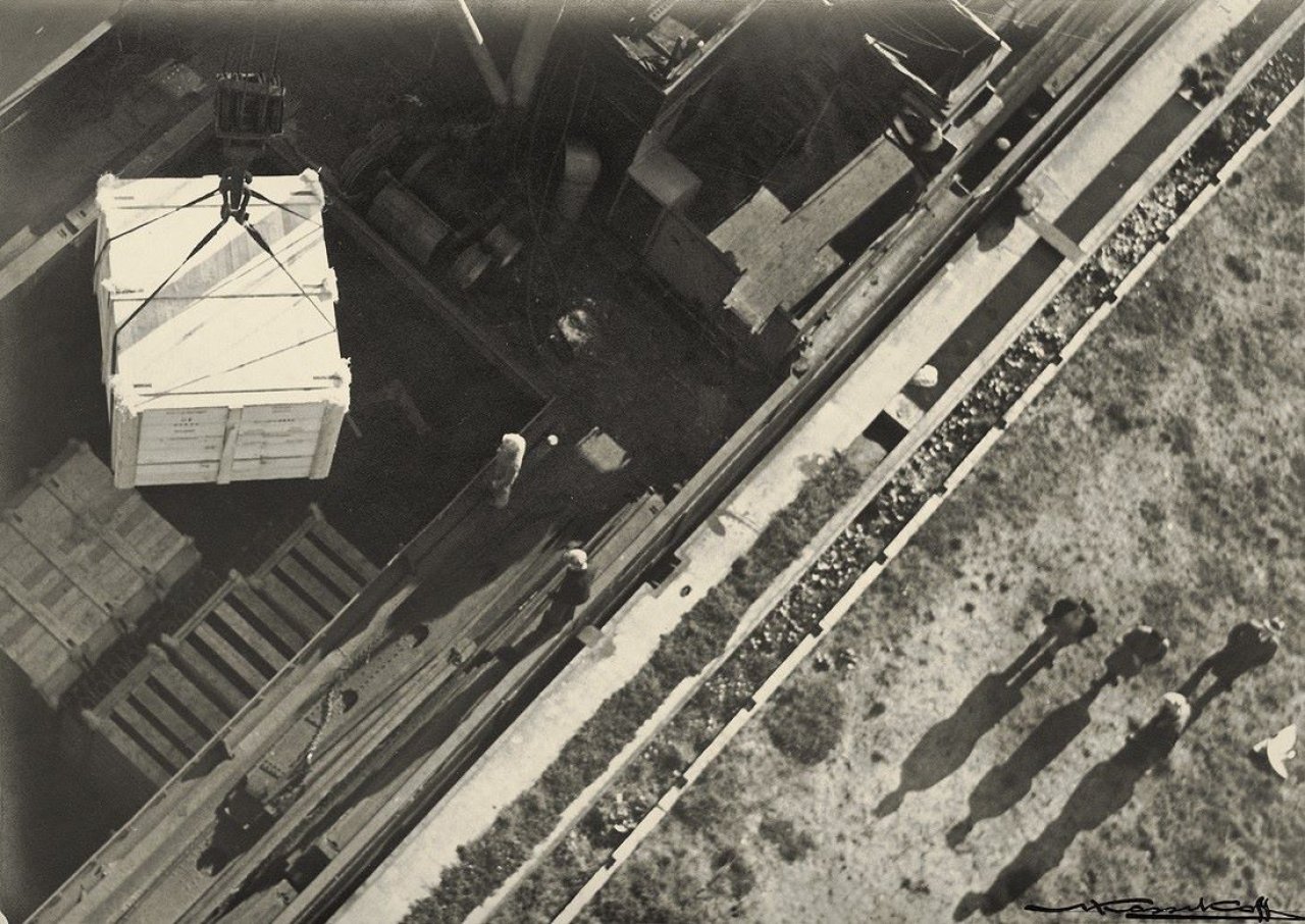 Auf diesem Bild ist das folgende Kunstwerk zu sehen: Nikolaï Kossikoff. Ohne Titel (Seehafen Gent). 1930er Jahre .