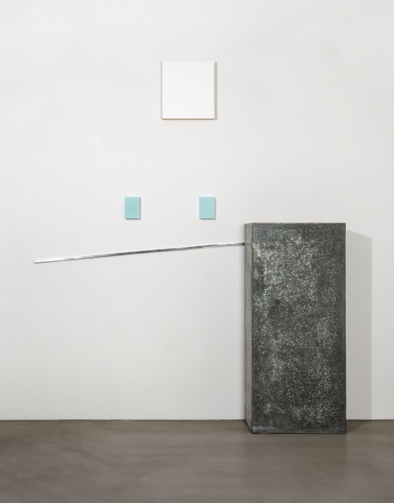 Auf diesem Bild ist das folgende Kunstwerk zu sehen: Imi Knoebel. Freundin. 1988.