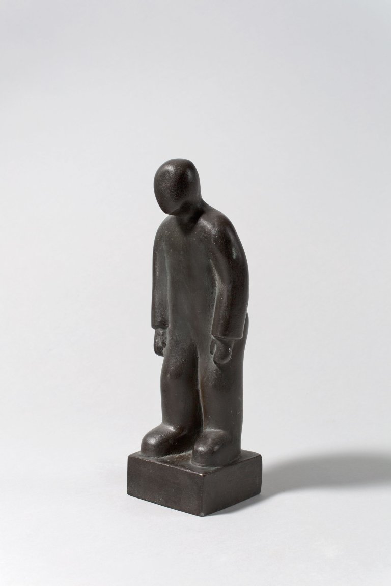 Auf diesem Bild ist das folgende Kunstwerk zu sehen: Hans Schmitz. „Stehender Arbeiter“. 1923.