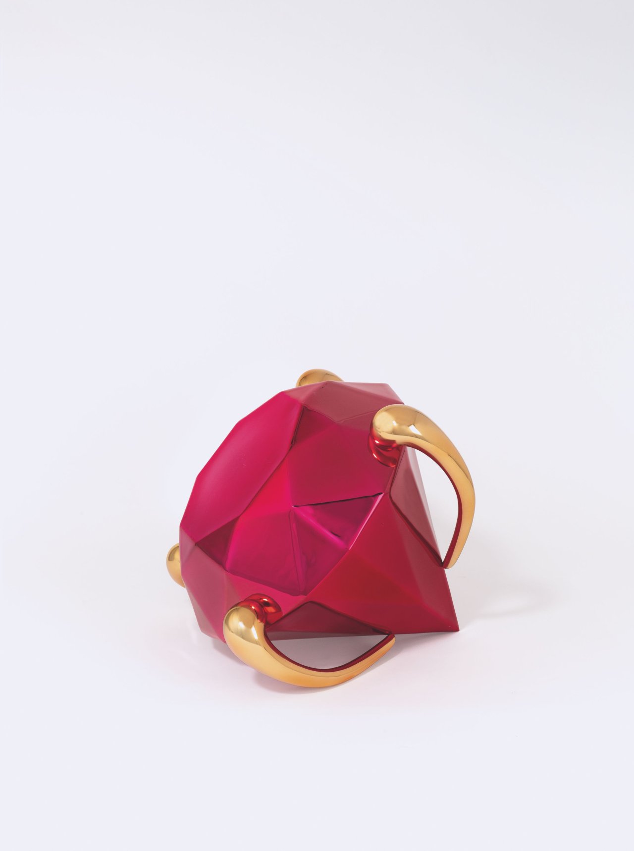 Auf diesem Bild ist das folgende Kunstwerk zu sehen: Jeff Koons. „DIAMOND (RED)“. 2020.