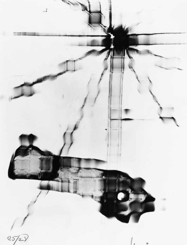 Auf diesem Bild ist das folgende Kunstwerk zu sehen: Heinz Hajek-Halke. Leichte Dünung. 1956.