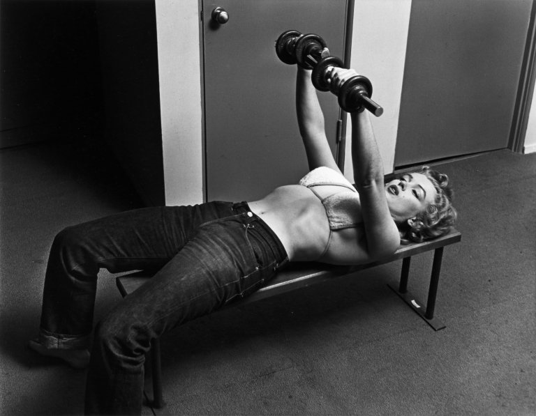 Auf diesem Bild ist das folgende Kunstwerk zu sehen: Philippe Halsman. Marilyn Monroe. 1952.