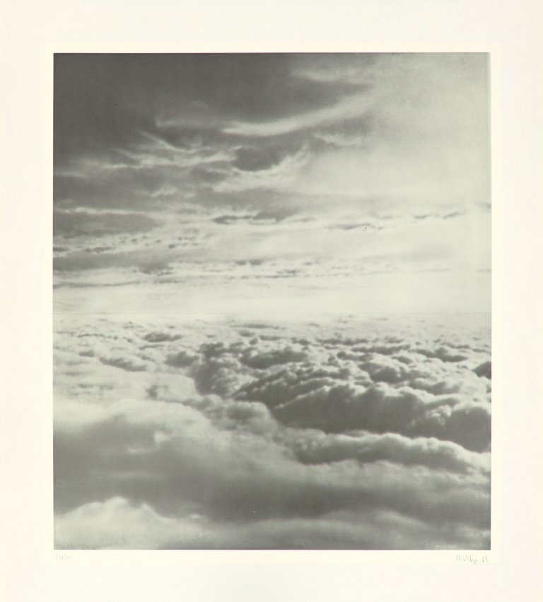 Auf diesem Bild ist das folgende Kunstwerk zu sehen: Gerhard Richter. „Wolken“. 1969.
