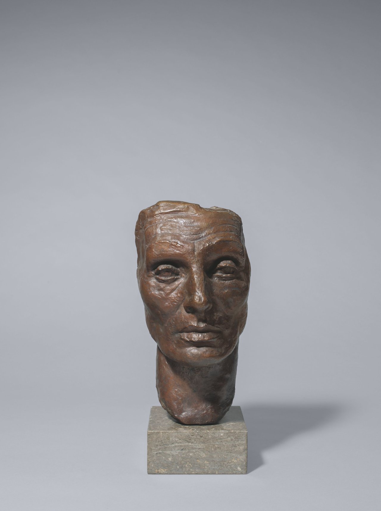 Auf diesem Bild ist das folgende Kunstwerk zu sehen: Renée Sintenis. „Selbstbildnis“. 1944.