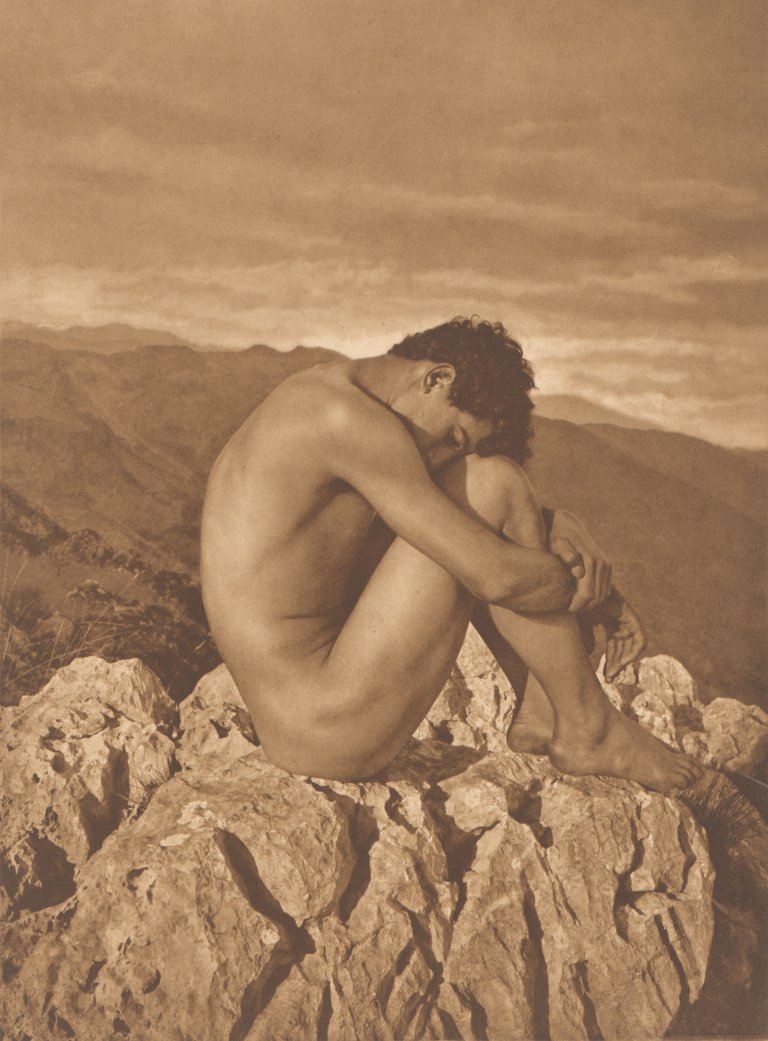 Auf diesem Bild ist das folgende Kunstwerk zu sehen: Wilhelm von Gloeden. „Cain“. Um 1900.