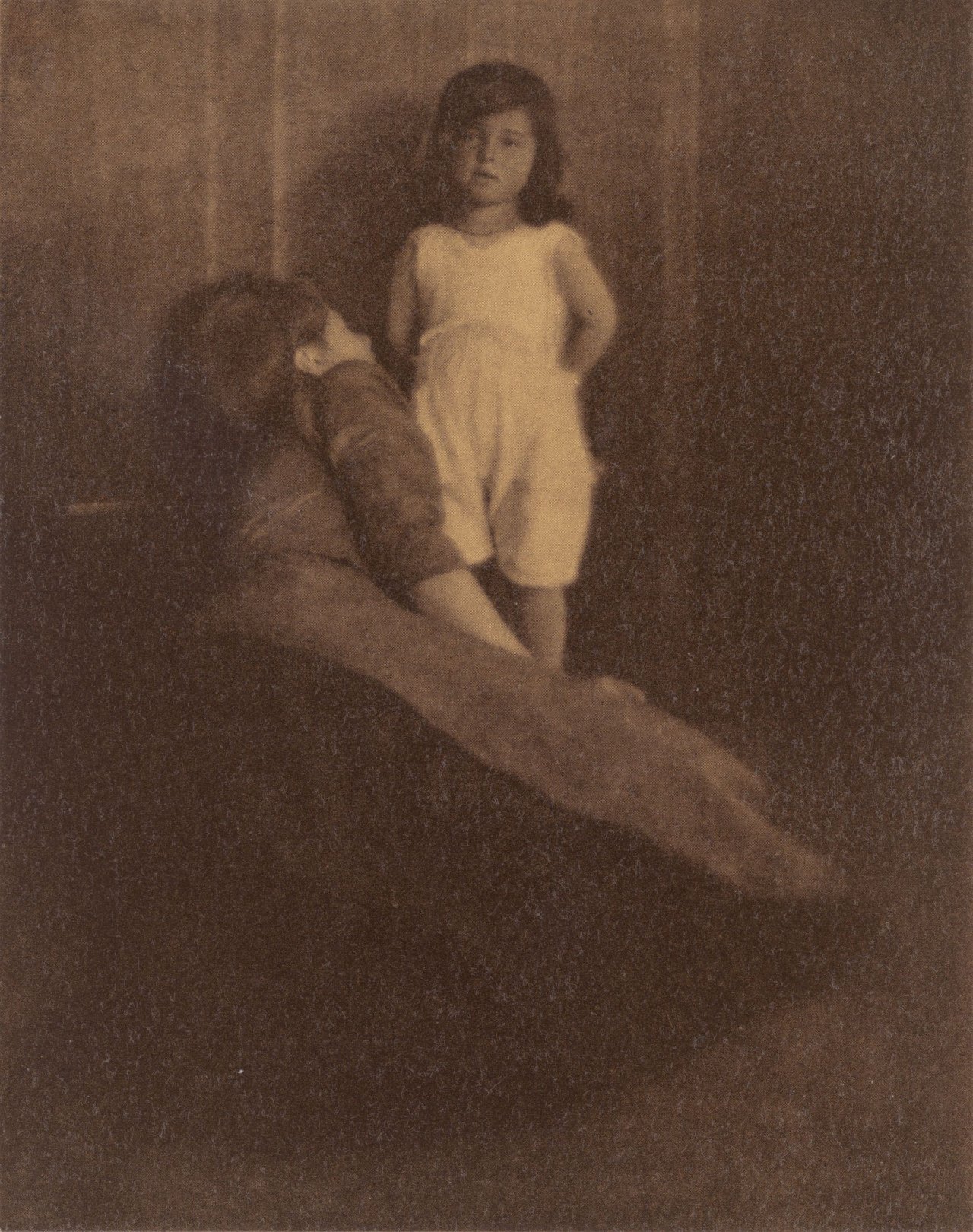 This picture shows the following artwork: Heinrich Kühn. Mary Warner and Lotte. 1907.