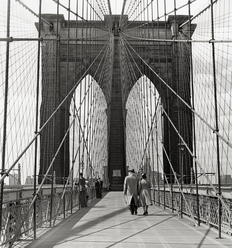 Auf diesem Bild ist das folgende Kunstwerk zu sehen: Andreas Feininger. Brooklyn Bridge. 1942.