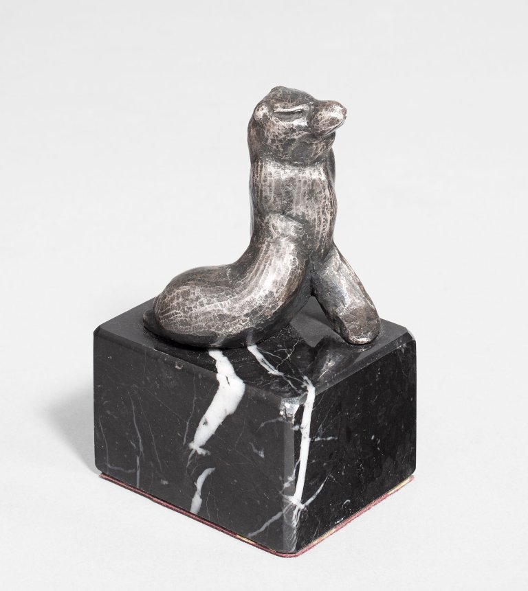 This picture shows the following artwork: August Gaul. ”Seelöwe”. 1915.