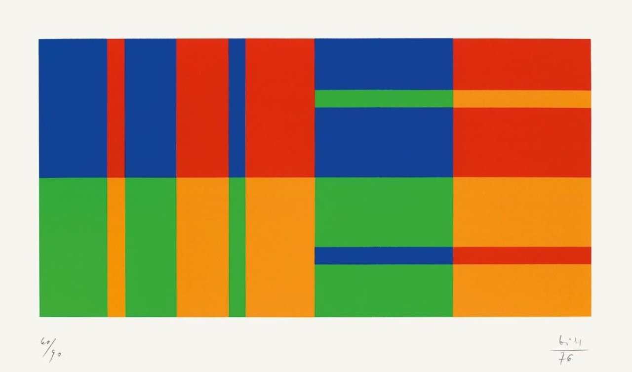 Auf diesem Bild ist das folgende Kunstwerk zu sehen: Max Bill. „Rhythmus aus gleichen Mengen“ / „Gleiche  Farbquanten um drei Achsen“. 1976.