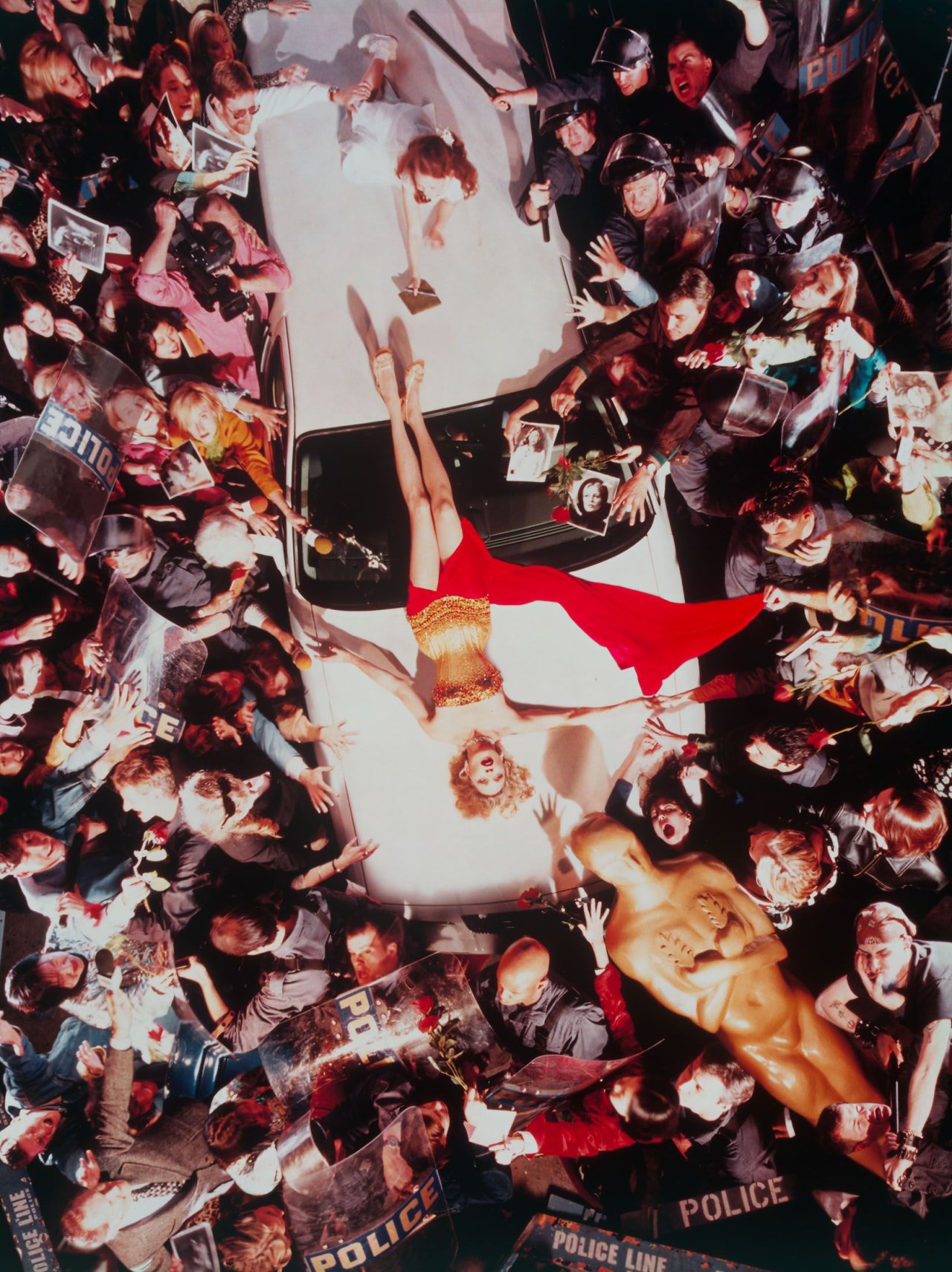 Auf diesem Bild ist das folgende Kunstwerk zu sehen: David LaChapelle. „Faye Dunaway“, Hollywood, Vanity Fair. 1996.