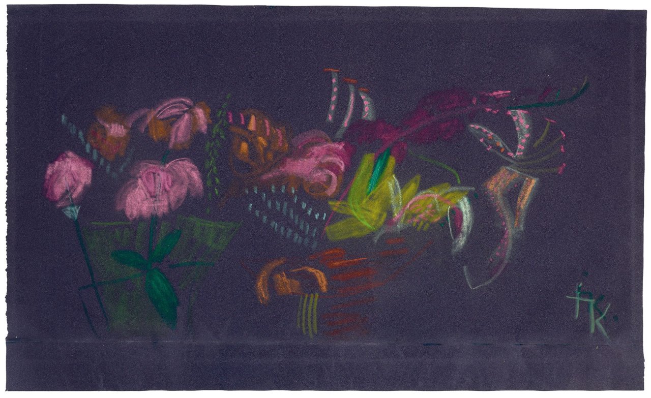 Auf diesem Bild ist das folgende Kunstwerk zu sehen: Ida Kerkovius. „Blumenstilleben auf Violett“. 1968/69.