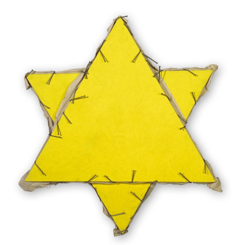 Auf diesem Bild ist das folgende Kunstwerk zu sehen: Günther Uecker. „David's Schild, David's Star“. 1995.