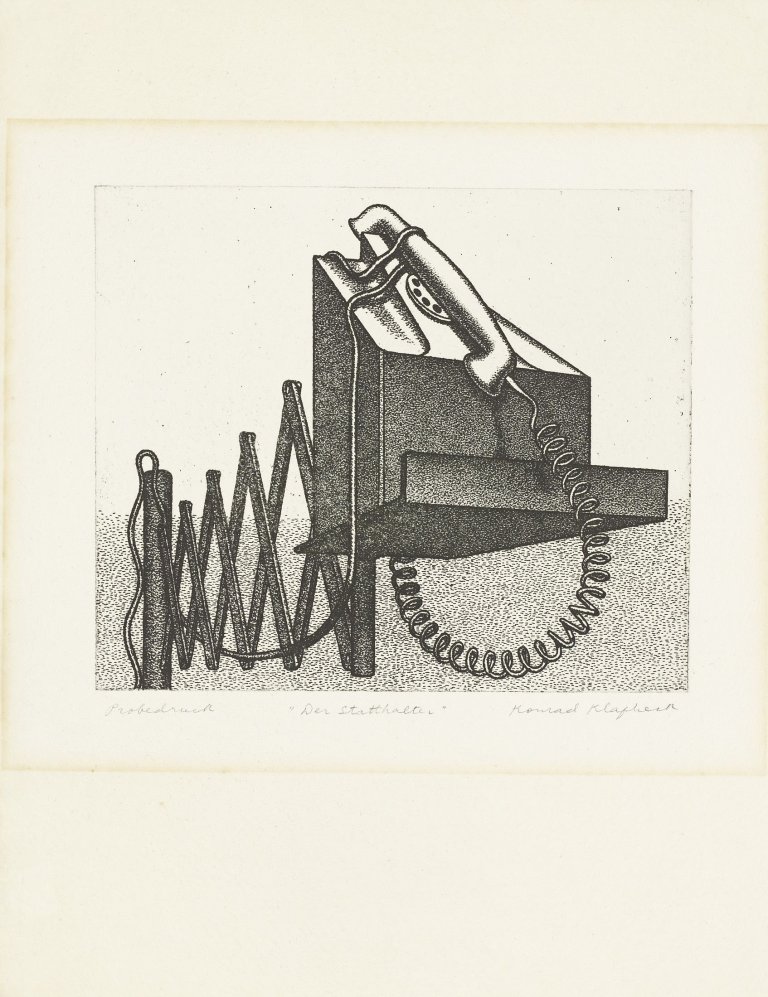This picture shows the following artwork: Konrad Klapheck. „Telephon („Der Statthalter“)“. 1975.