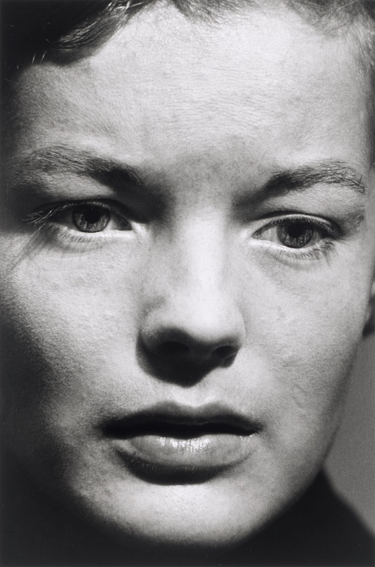 Auf diesem Bild ist das folgende Kunstwerk zu sehen: F.C. Gundlach. „Romy Schneider, Hamburg“. 1961.