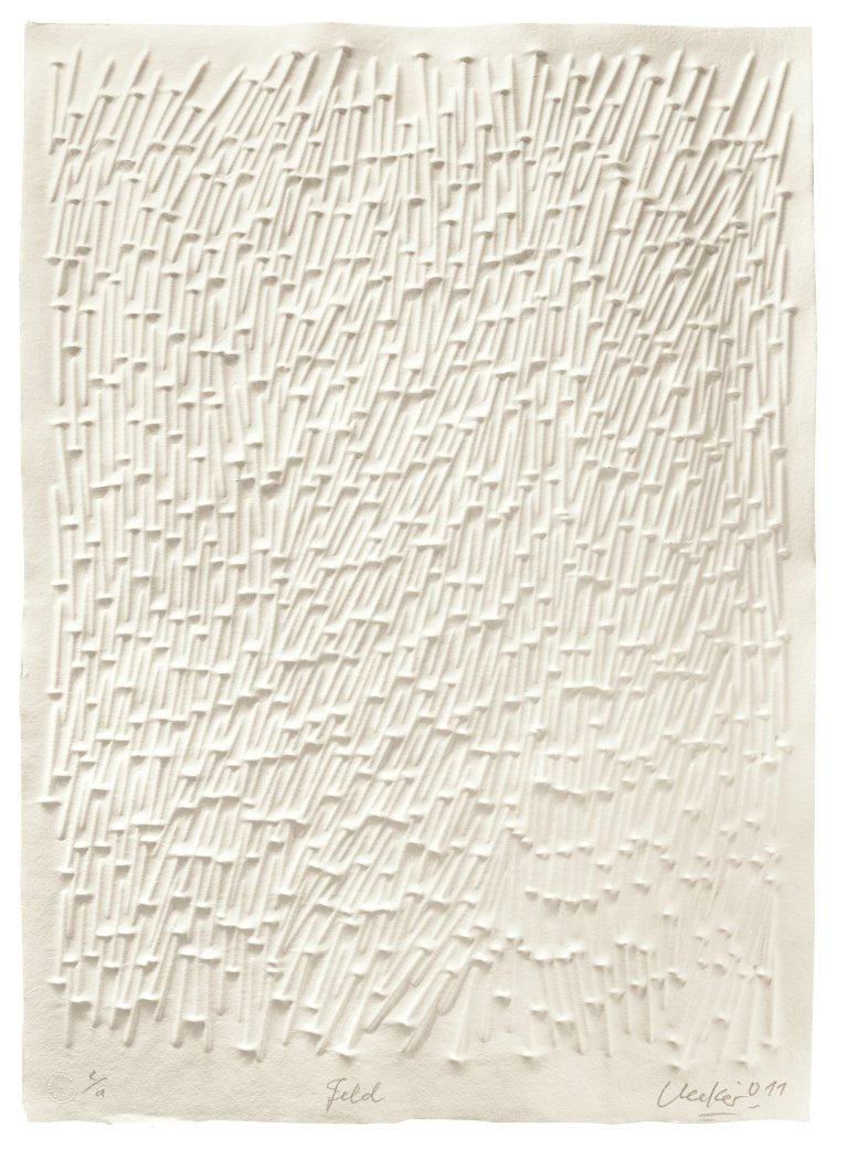 Auf diesem Bild ist das folgende Kunstwerk zu sehen: Günther Uecker. „Feld“. 2011.