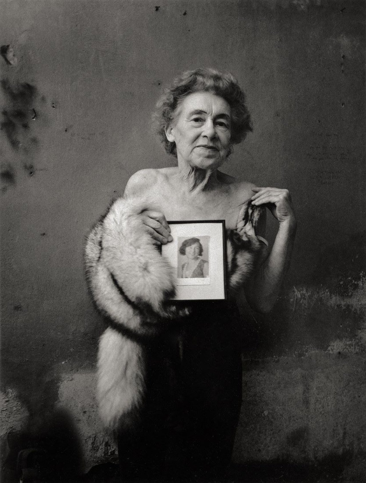 Auf diesem Bild ist das folgende Kunstwerk zu sehen: Jan Saudek. My Mother. 1979.