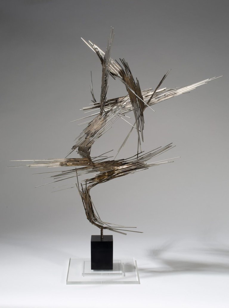 Auf diesem Bild ist das folgende Kunstwerk zu sehen: Norbert Kricke. „Raumplastik“. 1960.